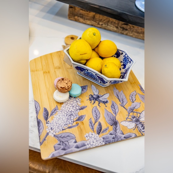 New handcrafted Bamboo Cutting Board with Bee and Floral Design - Picture 2 of 5